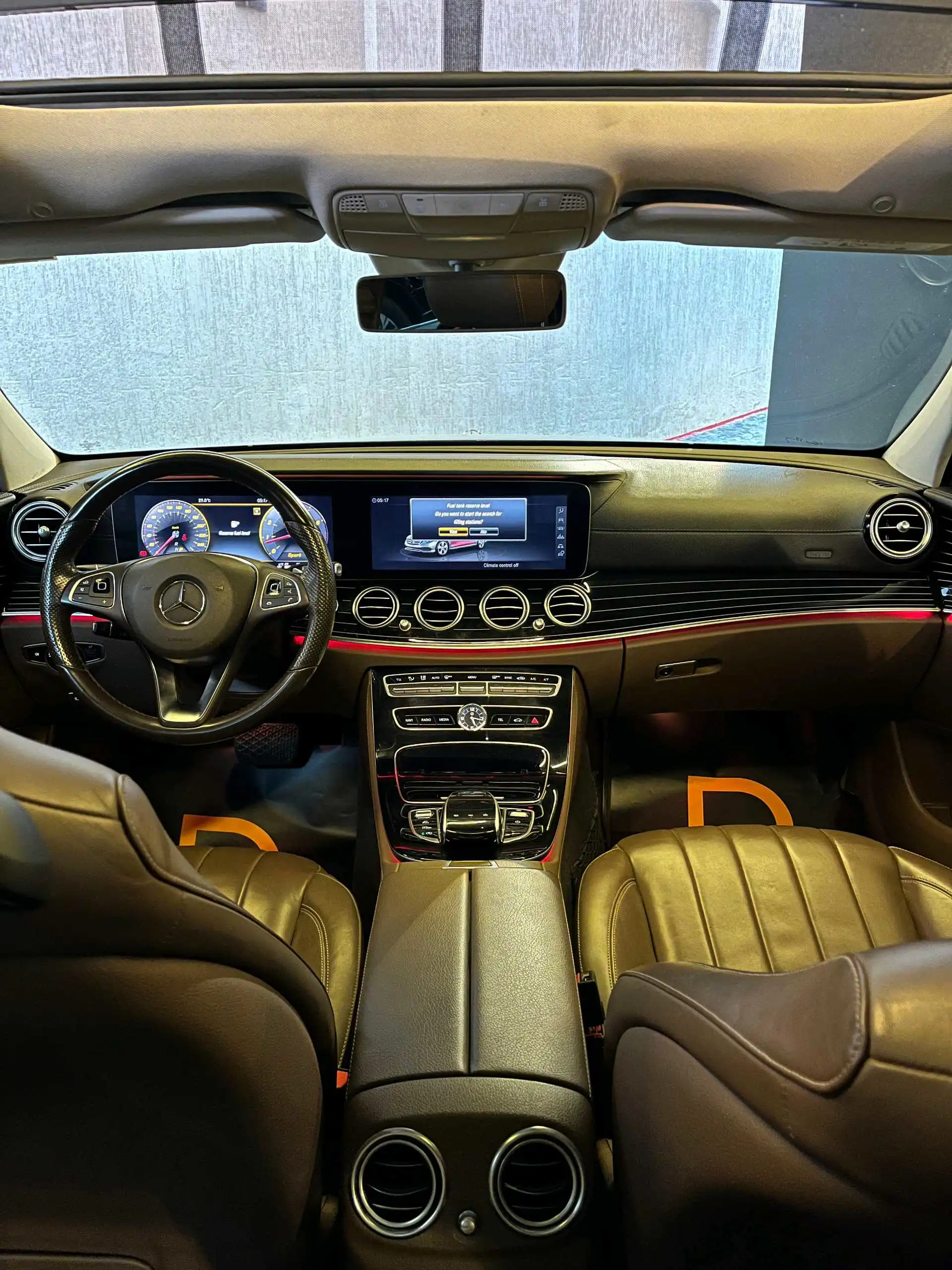 مرسيدس بنز E Class 2018